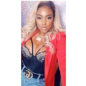 Meet your Posher, Onica